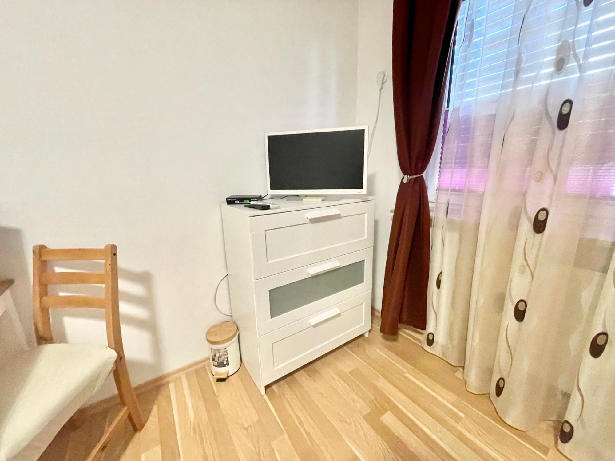 Casa Giulia 2 Zimmer Nahe Giessen, Kueche, Bad, Wlan, Parkplatz Krofdorf-Gleiberg Экстерьер фото